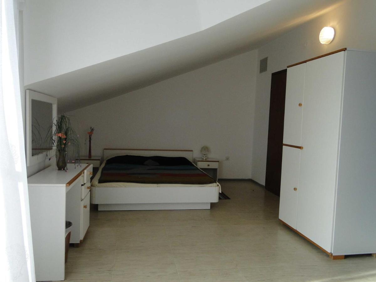Apartments Majic Trogir Quarto foto
